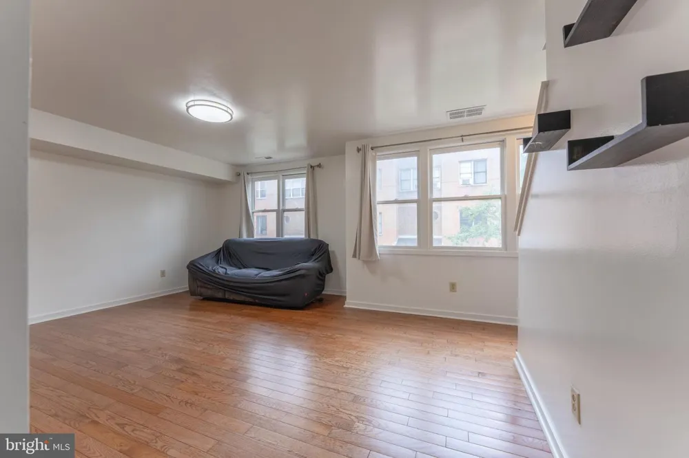 304 8TH STREET Philadelphia, PA 19107