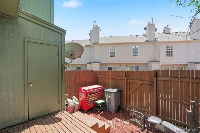 4019 Charleston Drive Colorado Springs, CO 80916