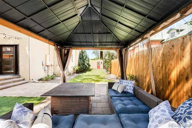 52 Lincoln Street Denver, CO 80203