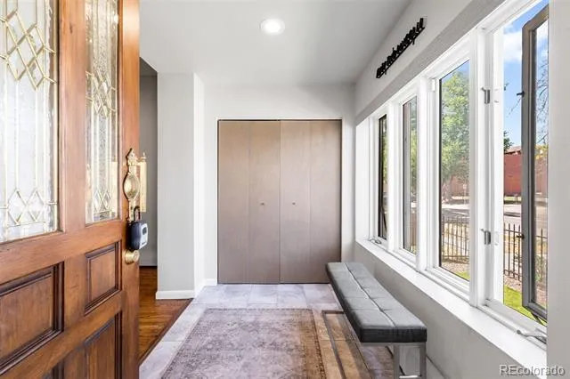 52 Lincoln Street Denver, CO 80203