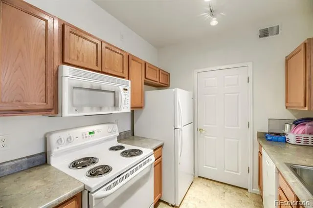15700 E Jamison Drive #2-206 Englewood, CO 80112