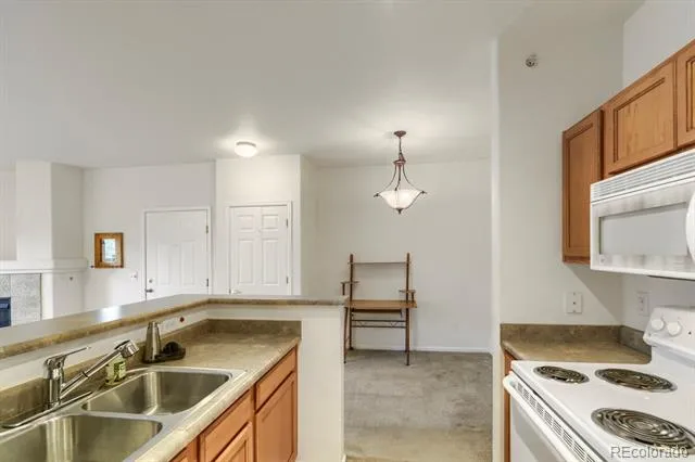 15700 E Jamison Drive #2-206 Englewood, CO 80112