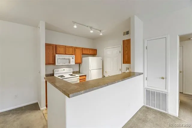 15700 E Jamison Drive #2-206 Englewood, CO 80112