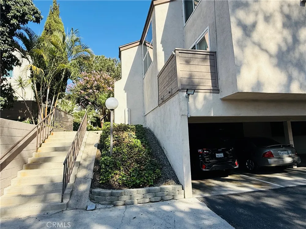 1466 Cabrillo Park Santa Ana, CA 92701
