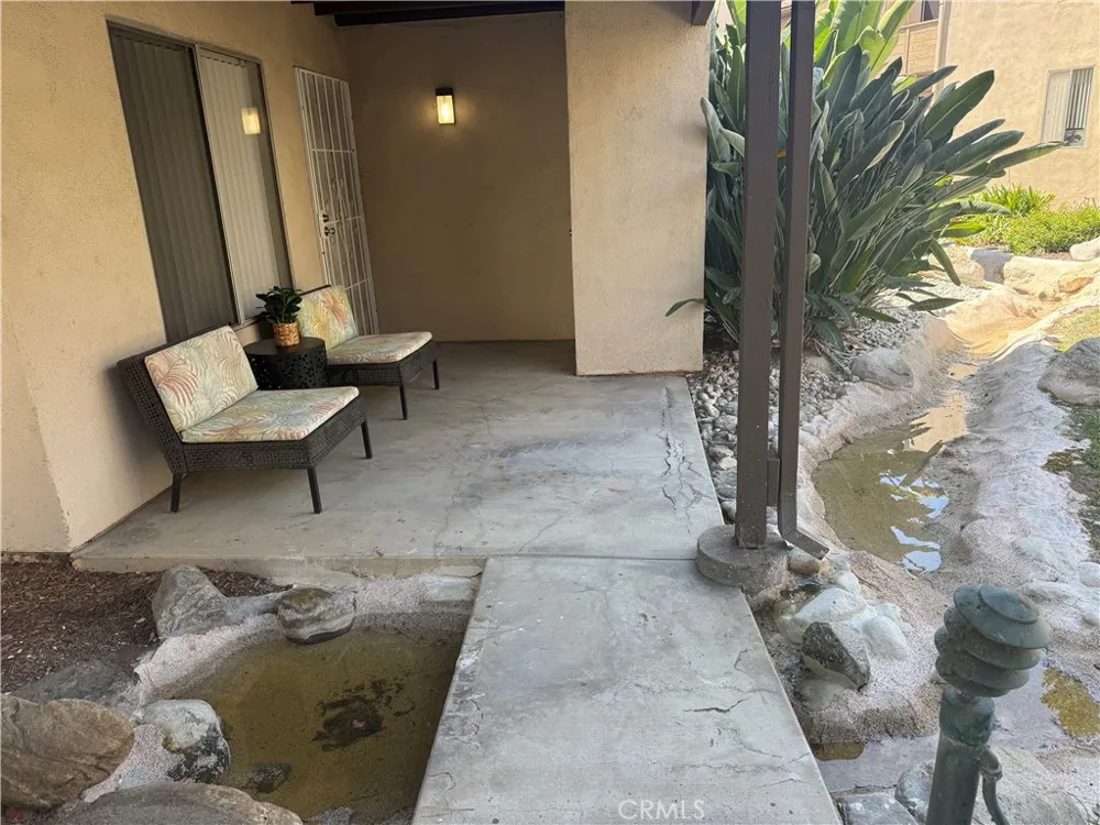 1466 Cabrillo Park #C Santa Ana, CA 92701
