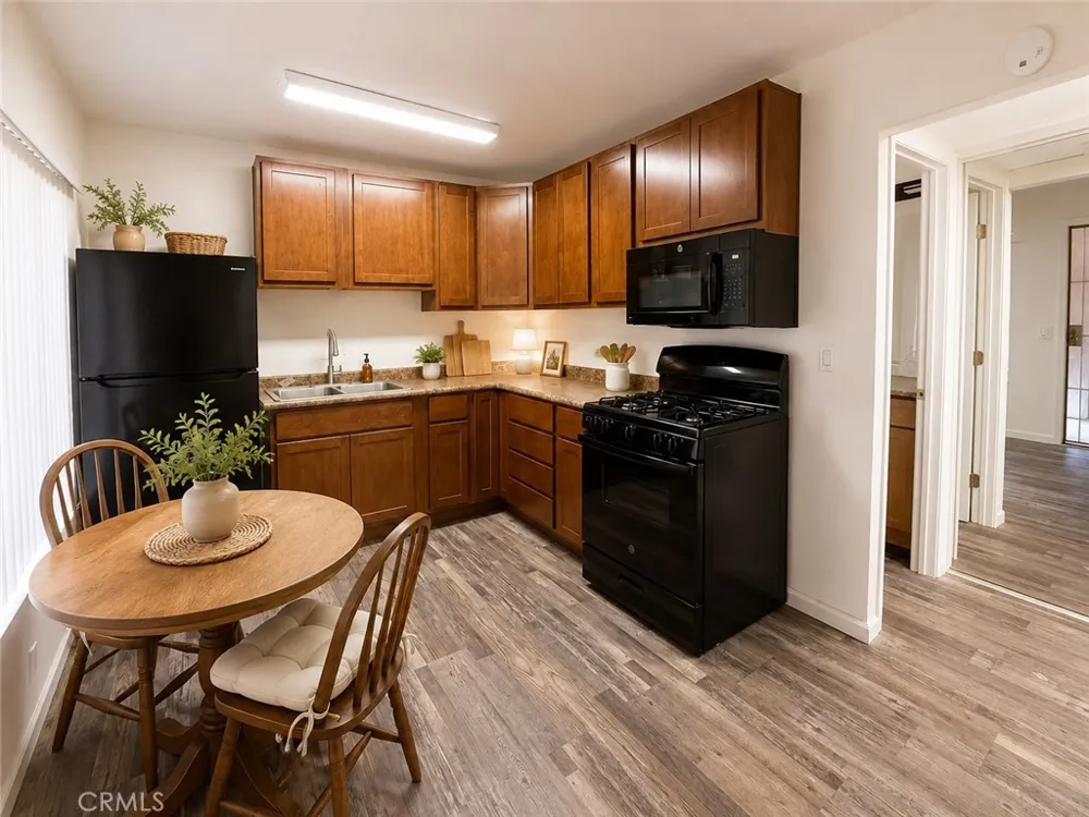 1466 Cabrillo Park #C Santa Ana, CA 92701