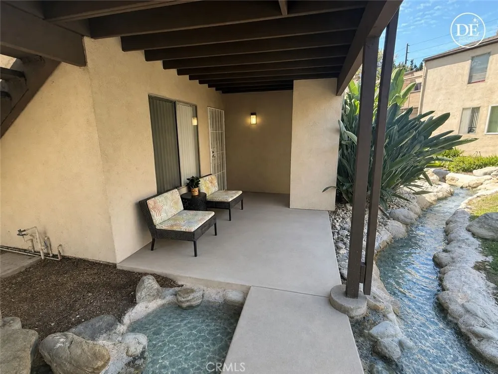 1466 Cabrillo Park #C Santa Ana, CA 92701
