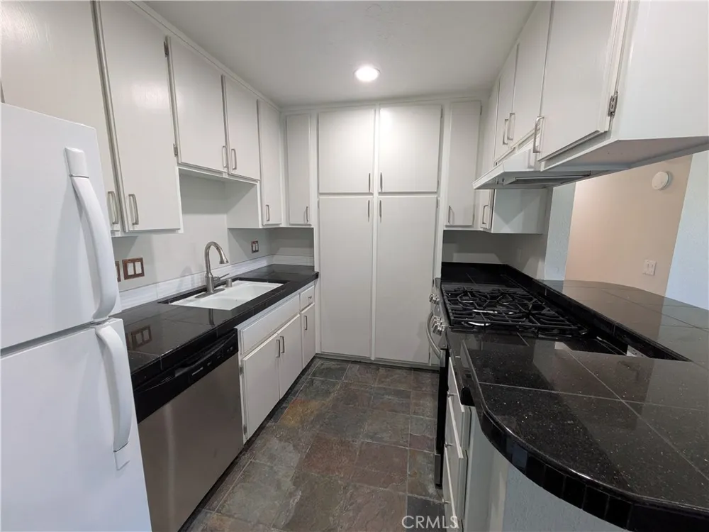 31200 Landau #602 Cathedral City, CA 92234