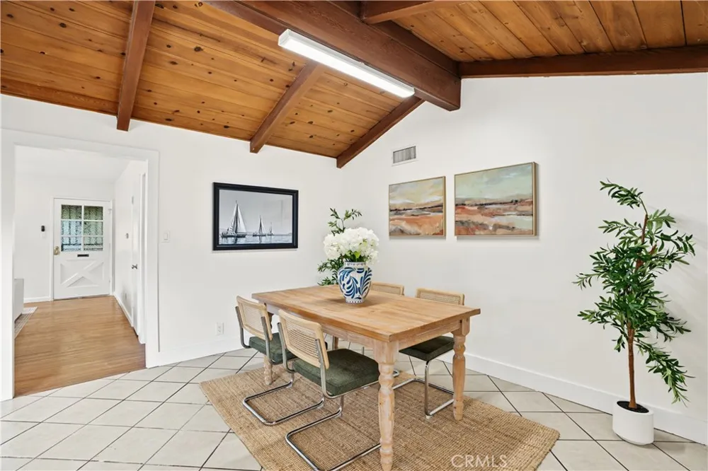 1118 Rumbold Gardena, CA 90248