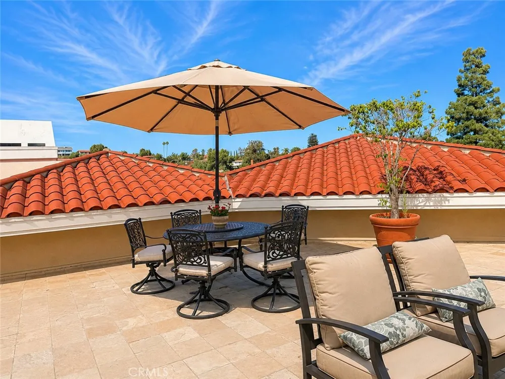 901 Deep Valley #309 Rolling Hills Estates, CA 90274