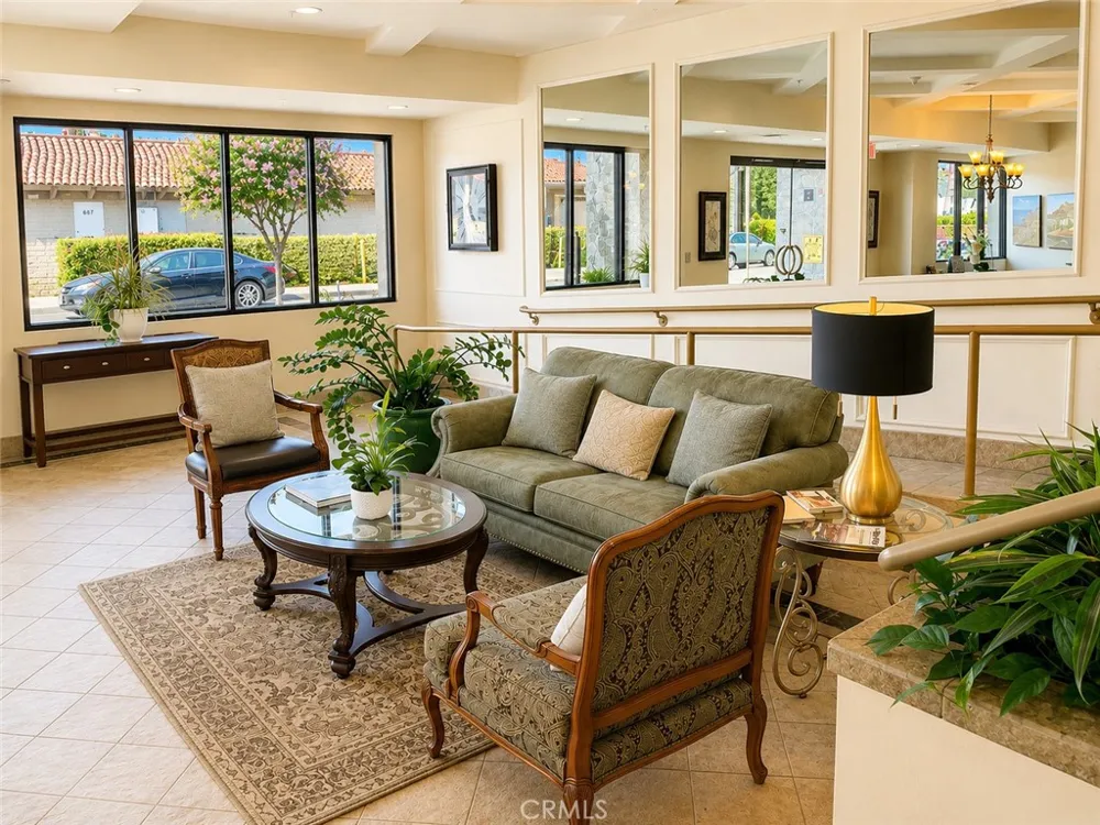 901 Deep Valley #309 Rolling Hills Estates, CA 90274