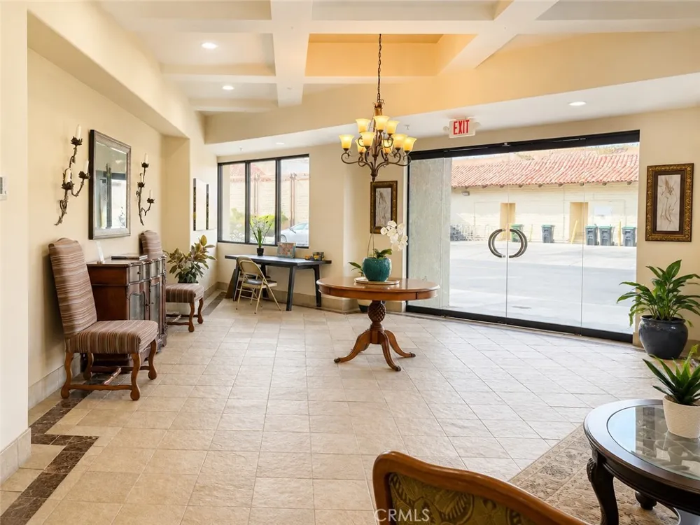 901 Deep Valley #309 Rolling Hills Estates, CA 90274