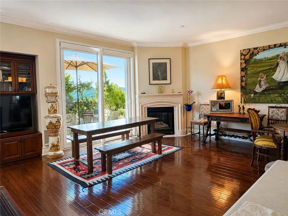 901 Deep Valley #309 Rolling Hills Estates, CA 90274