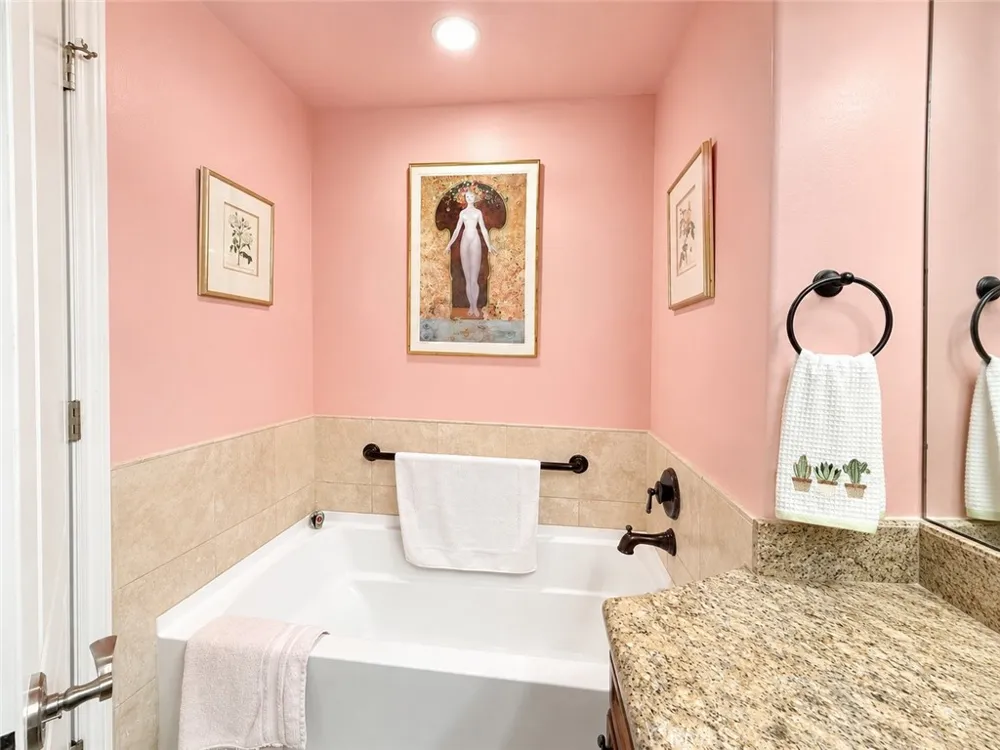 901 Deep Valley #309 Rolling Hills Estates, CA 90274