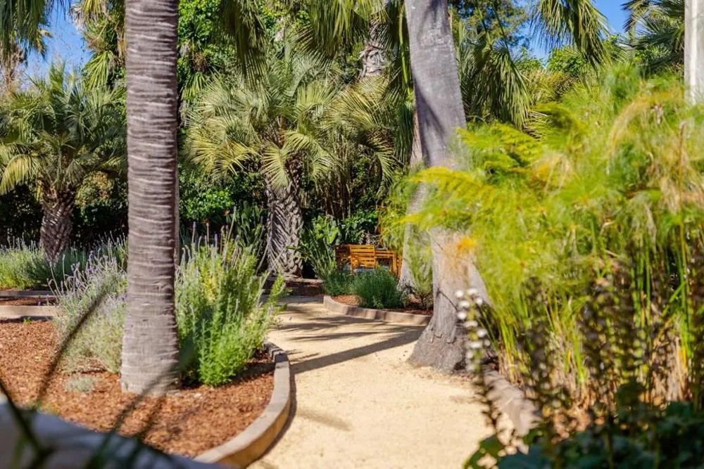 16 Kite Hill Road Santa Cruz, CA 95060