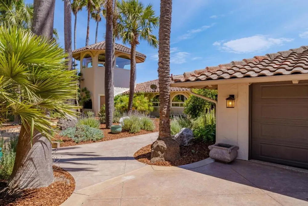 16 Kite Hill Road Santa Cruz, CA 95060