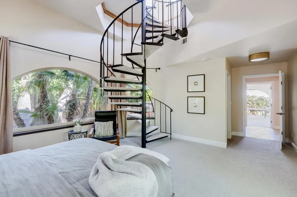 16 Kite Hill Road Santa Cruz, CA 95060