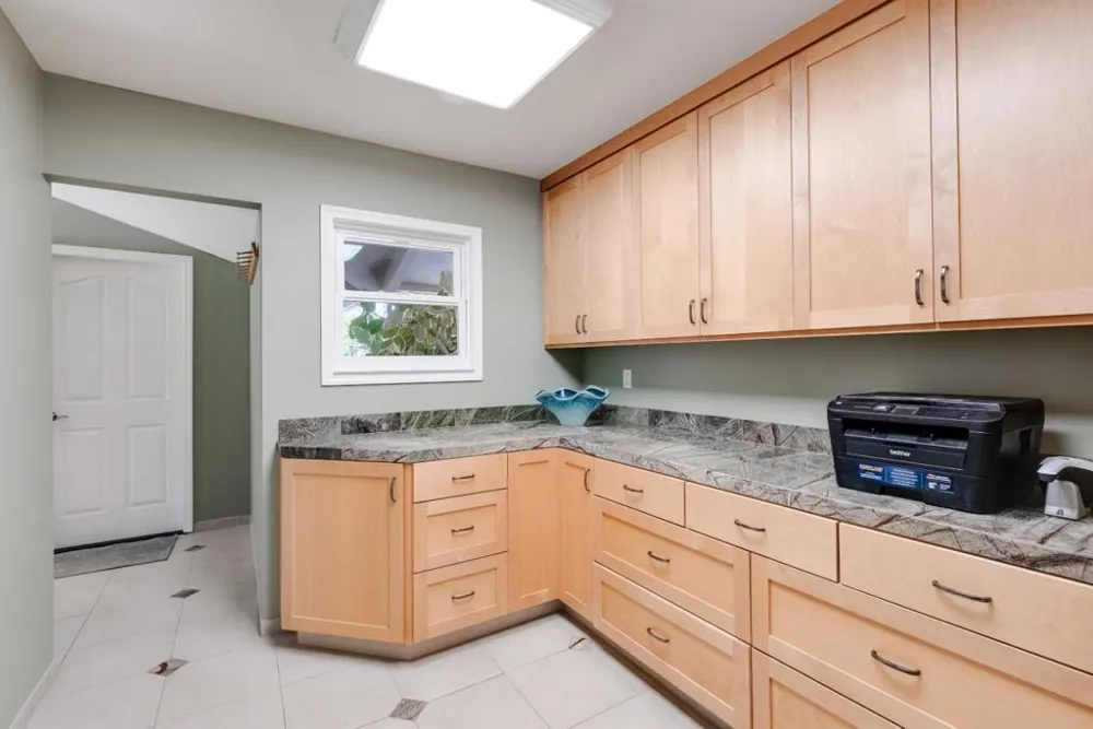 16 Kite Hill Road Santa Cruz, CA 95060