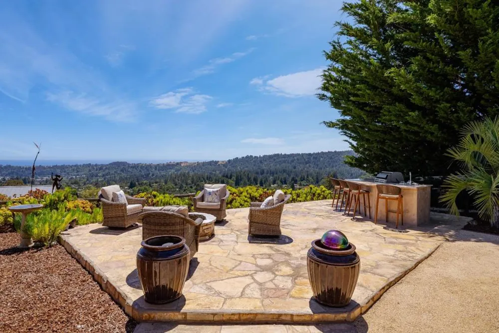 16 Kite Hill Road Santa Cruz, CA 95060