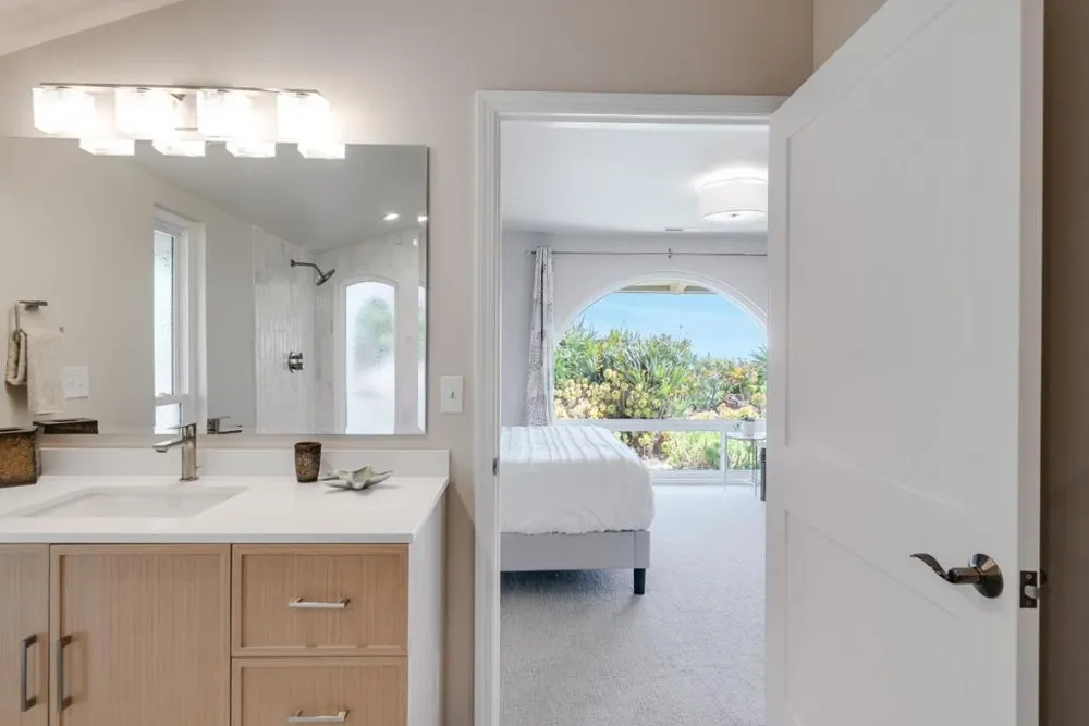 16 Kite Hill Road Santa Cruz, CA 95060
