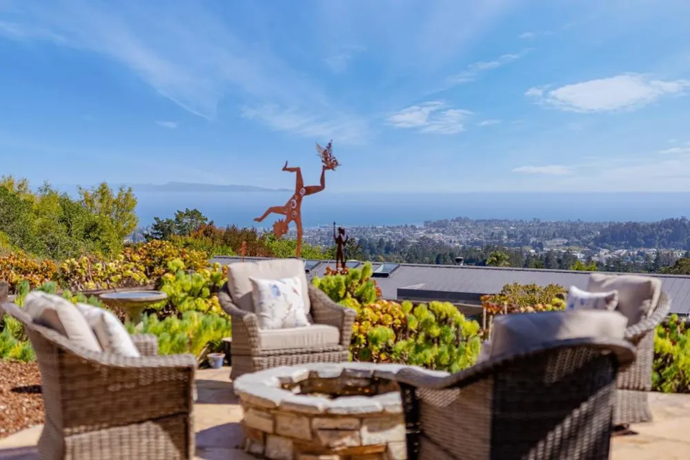 16 Kite Hill Road Santa Cruz, CA 95060