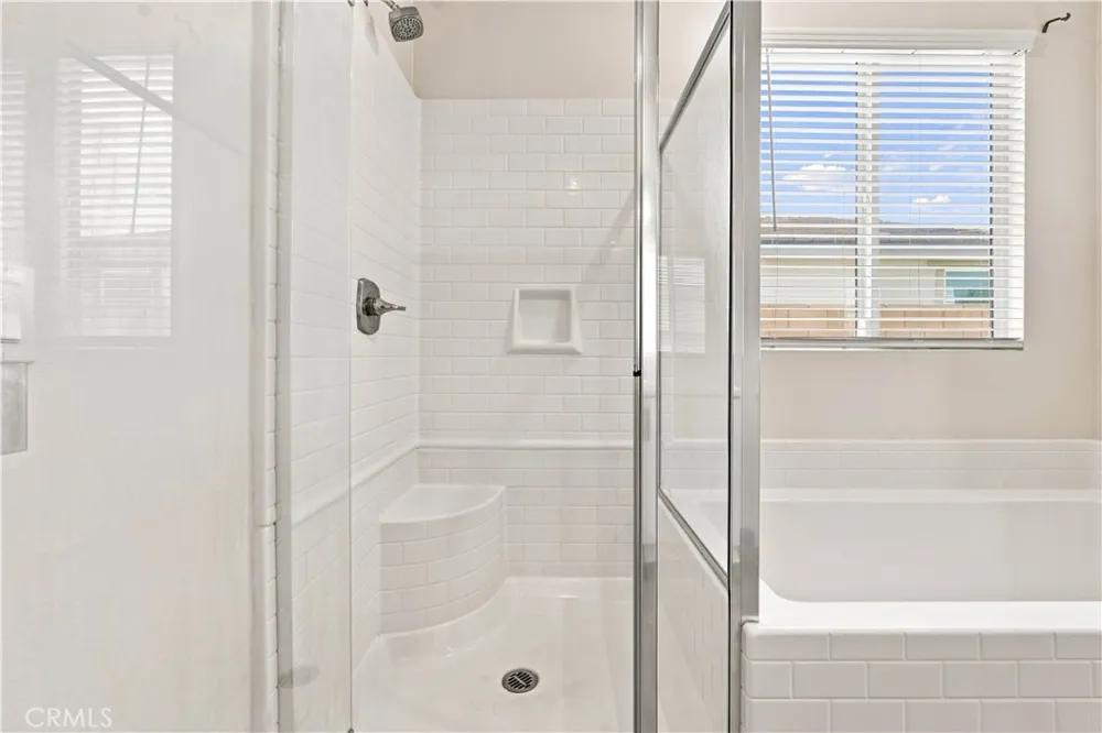 11824 Bobcat Hills Lane Victorville, CA 92392