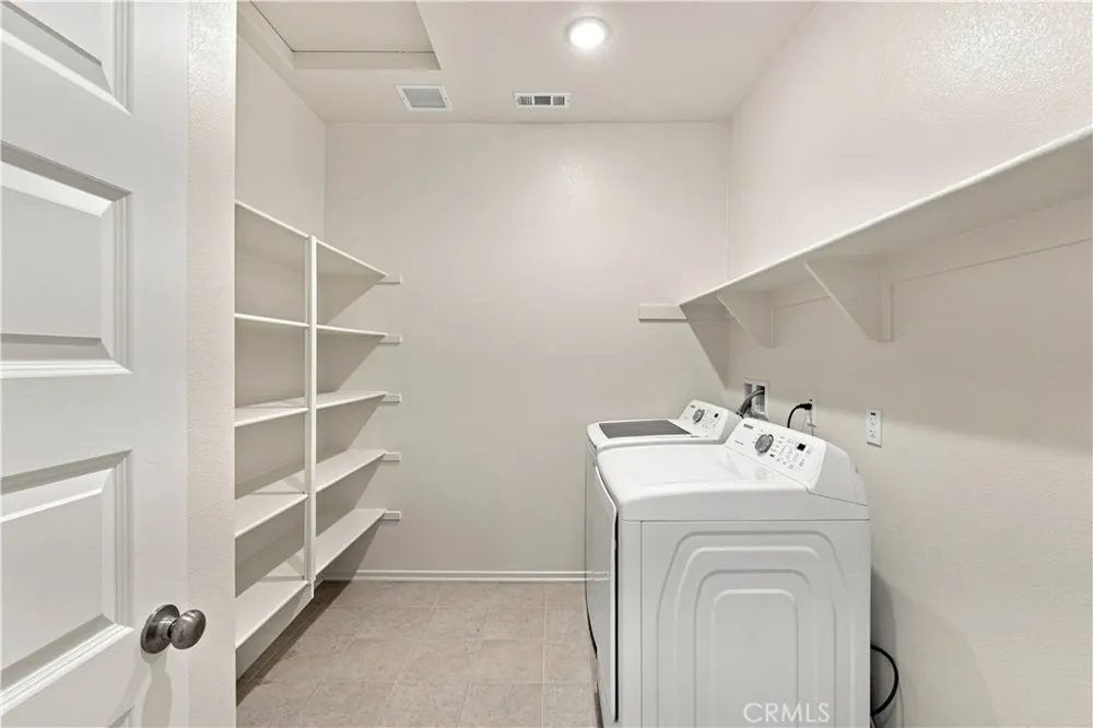 11824 Bobcat Hills Lane Victorville, CA 92392