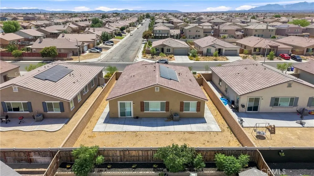 11824 Bobcat Hills Lane Victorville, CA 92392