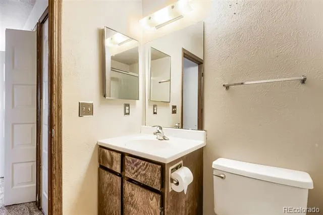 15958 E Radcliff Place #A Aurora, CO 80015