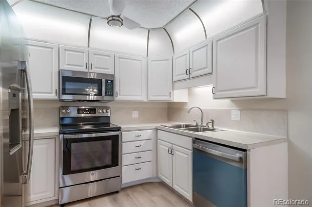 3082 S Wheeling Way #205 Aurora, CO 80014