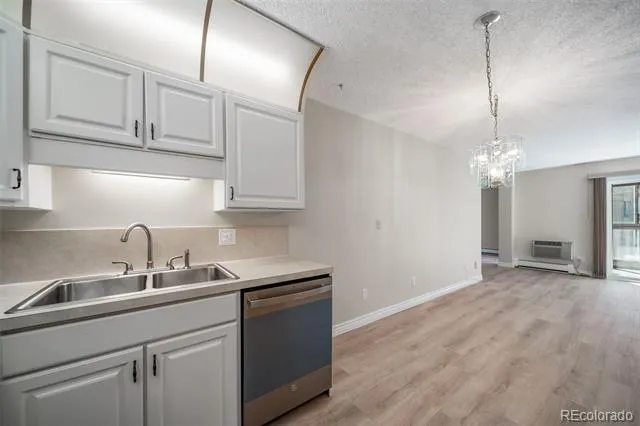 3082 S Wheeling Way #205 Aurora, CO 80014