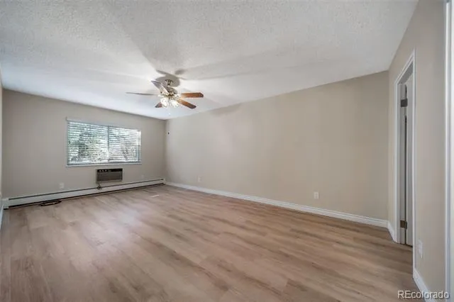 3082 S Wheeling Way #205 Aurora, CO 80014