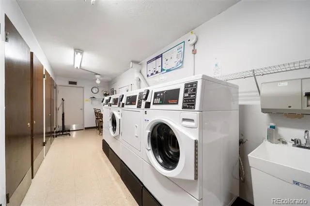 3082 S Wheeling Way #205 Aurora, CO 80014