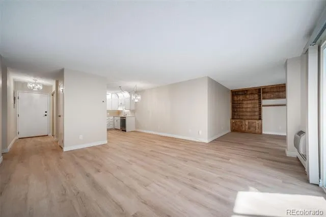 3082 S Wheeling Way #205 Aurora, CO 80014