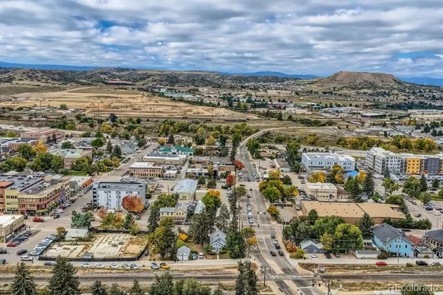 422 Perry Street Castle Rock, CO 80104