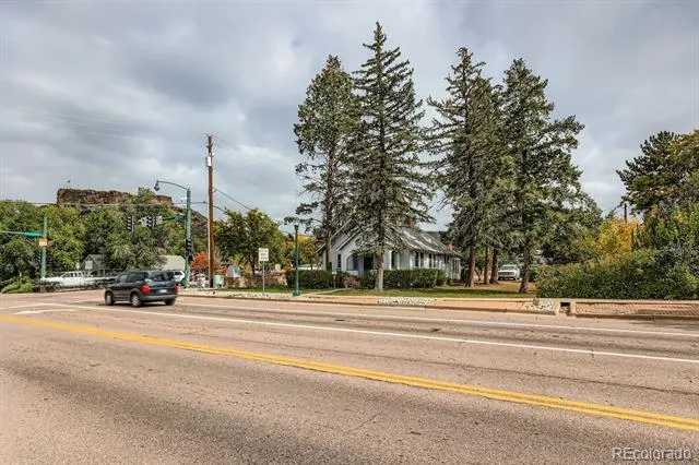 422 Perry Street Castle Rock, CO 80104