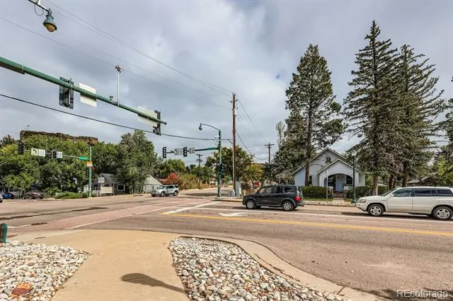 422 Perry Street Castle Rock, CO 80104