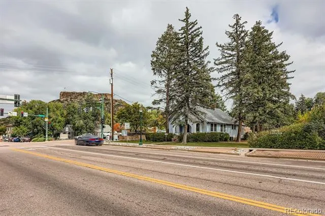422 Perry Street Castle Rock, CO 80104