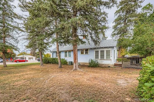 422 Perry Street Castle Rock, CO 80104