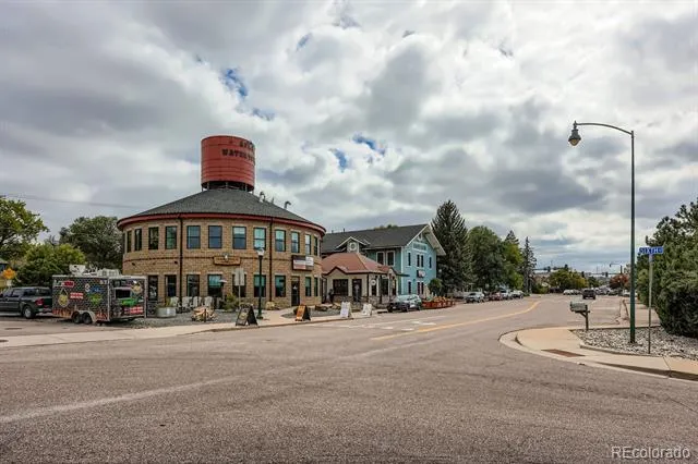 422 Perry Street Castle Rock, CO 80104