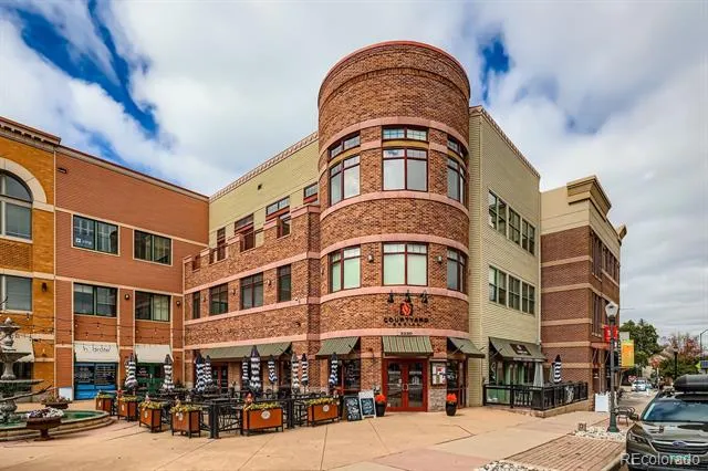 422 Perry Street Castle Rock, CO 80104