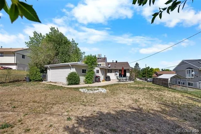 7752 Saulsbury Street Arvada, CO 80003