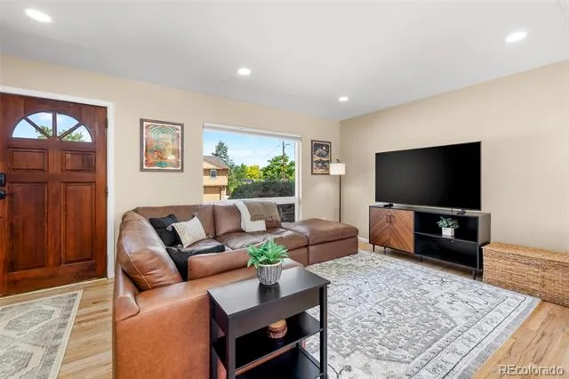 7752 Saulsbury Street Arvada, CO 80003