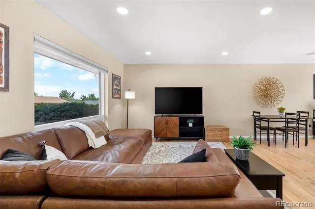 7752 Saulsbury Street Arvada, CO 80003