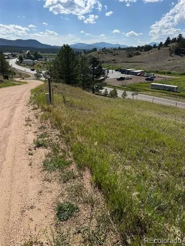 125 & 137 Hillside Drive