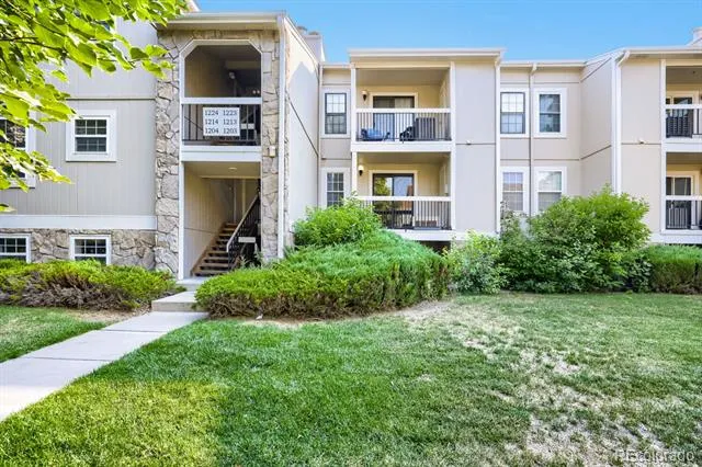 5565 W 76th Avenue #1213 Arvada, CO 80003