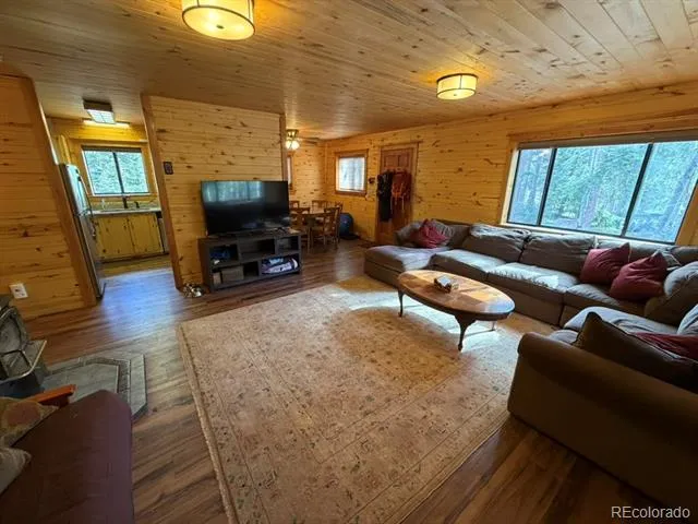 25981 County Road 162 E Nathrop, CO 81236