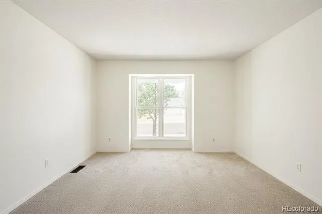 3120 S Halifax Street Aurora, CO 80013