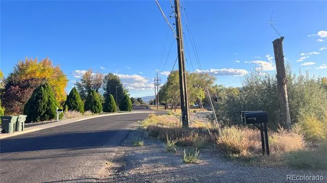 697 27 1/2 COURT Grand Junction, CO 81506