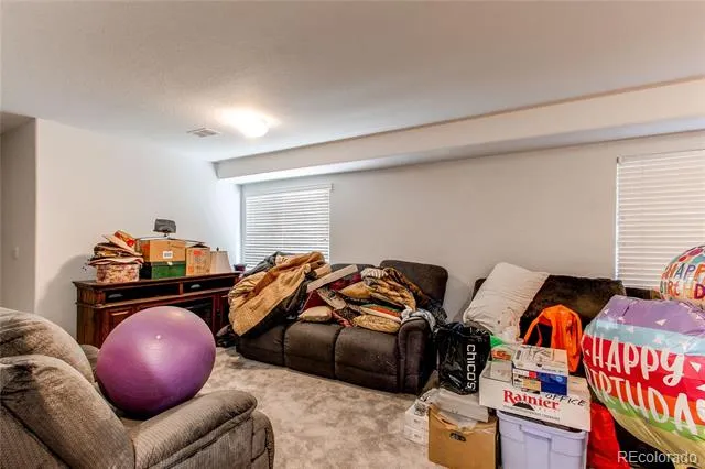6084 W Utah Lane Denver, CO 80232